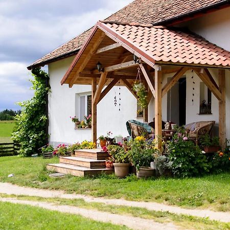 Zakatek Szczescia Eko Agroturystyka Kiwity Ngoại thất bức ảnh